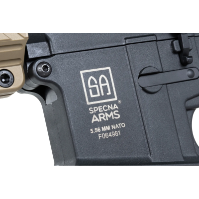 AEG M4 SA-F08 Flex Gen2 HAL Preta/Tan [Specna Arms]