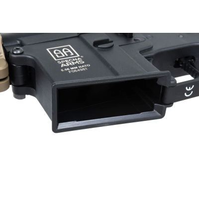 AEG M4 SA-F08 Flex Gen2 HAL Preta/Tan [Specna Arms]