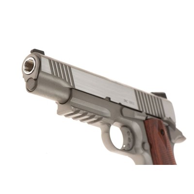 Pistola Airsoft GBB CO₂ KWC TAC 1911 Full Metal Prateada - fotografia 4